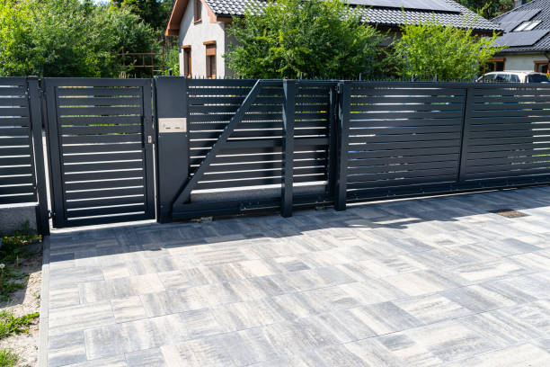 Best Driveway Pavers for Homes  in Struthers, OH
